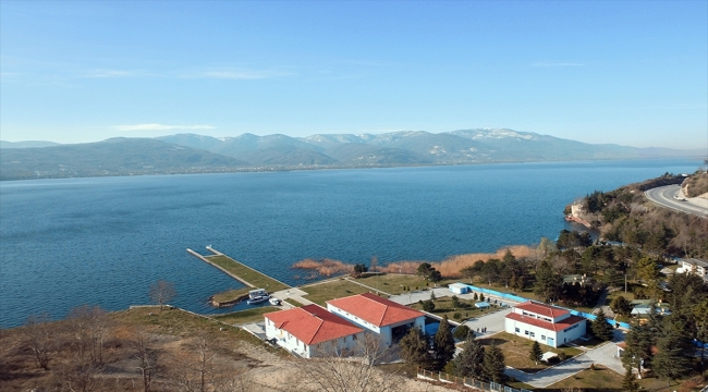 Sapanca Gölü'ndeki su seviyesinin azalan yağışlar nedeniyle düşmesine ilişkin açıklama