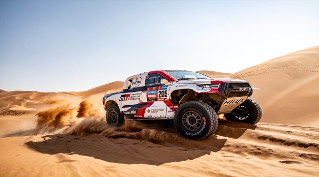 Toyota, 2023 Dakar Rallisi'ni büyük farkla kazandı