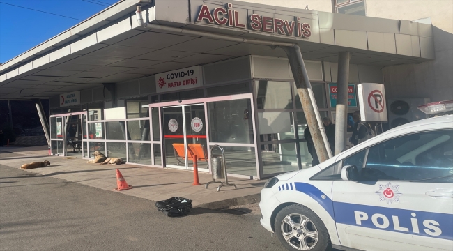 Tunceli'de otobüsün içerisine sızan karbonmonoksit gazından zehirlenen 9 polis hastaneye kaldırıldı 