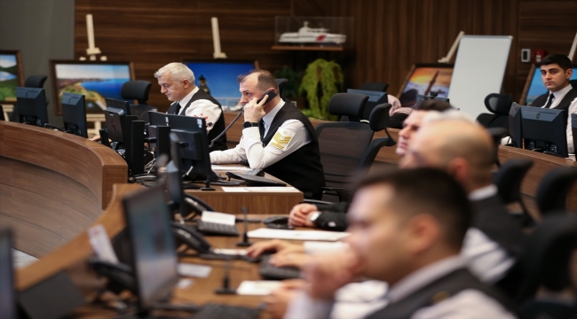 Türkiye genelindeki yılbaşı denetimleri karadan, havadan ve denizden izleniyor