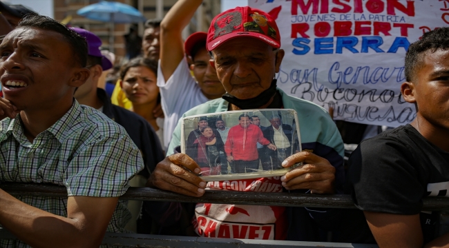 Venezuela'da kamu çalışanları ücretlerinin arttırılması için gösteri yaptı