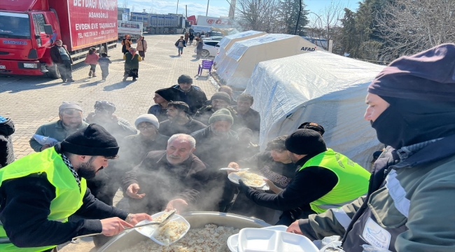 AK Parti'li Özhaseki'den depremzedelere yönelik çalışmalara ilişkin açıklama