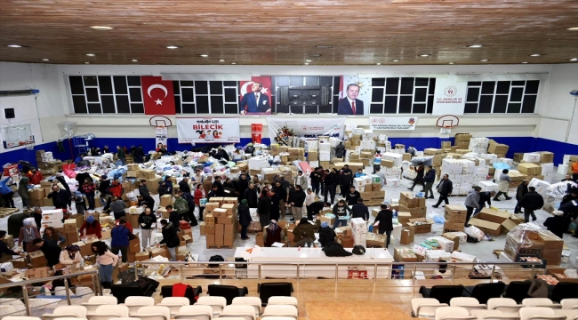 Bursa'dan deprem bölgesine tıbbi malzeme desteği