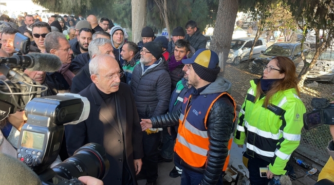 CHP Genel Başkanı Kılıçdaroğlu, depremden etkilenen Osmaniye'de incelemelerde bulundu