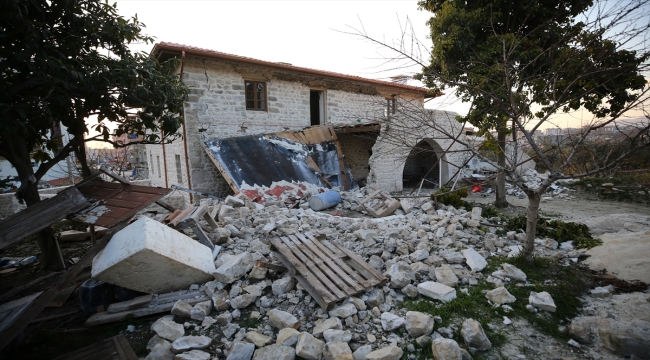 Depremde Hatay'daki İngiliz Protestan Mektebi de hasar gördü