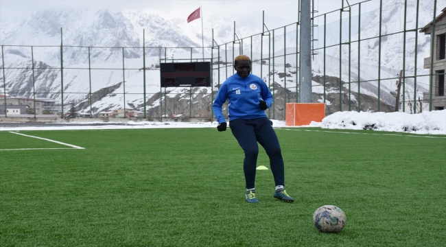 Hakkarigücü, 7. Afrikalı futbolcuyu kadrosuna kattı