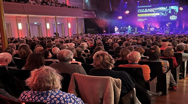 Hollanda'da konser geliri depremzedelere bağışlanacak