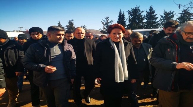 İYİ Parti Genel Başkanı Akşener, deprem bölgesini ziyaret etti