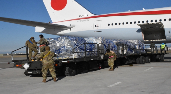 Japonya'dan insani yardım malzemeleri İncirlik Üssü'ne getirildi