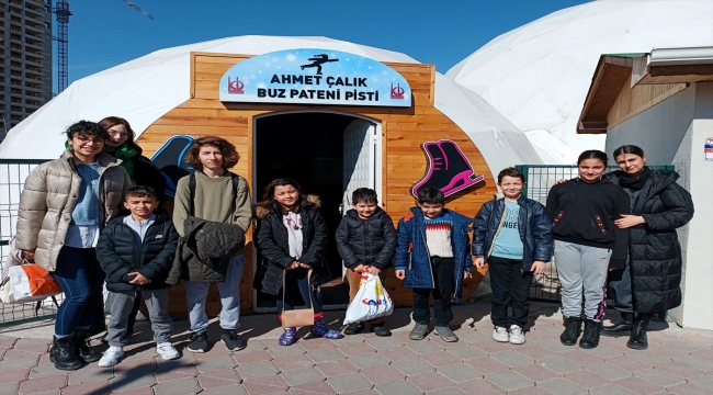 Keçiören Belediyesi'nden depremzede çocuklar için buz pateni etkinliği