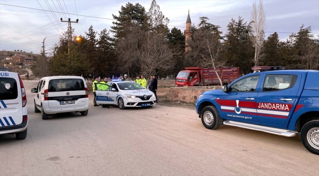 Kırıkkale'de kamyonet ile çarpışan motosikletin sürücüsü öldü