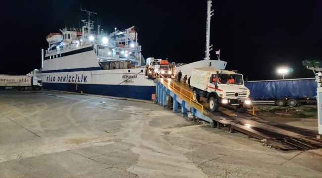 KKTC'den gönderilen 15 tır insani yardım, depremden etkilenen illere ulaştırıldı