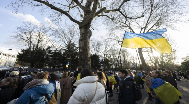 Rusya-Ukrayna savaşında hayatını kaybedenler Londra'da anıldı 