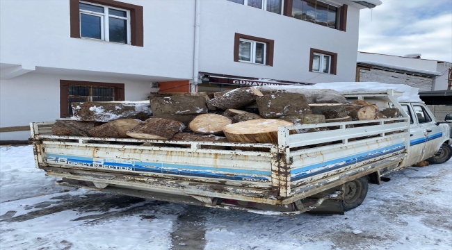 Sel afetinin yaşandığı Dereli'de depremzedeler için odun seferberliği başlatıldı