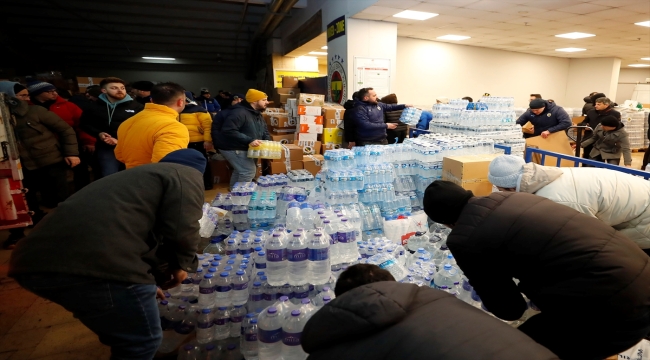 Spor tesisleri, yardım malzemesi toplama merkezi oldu