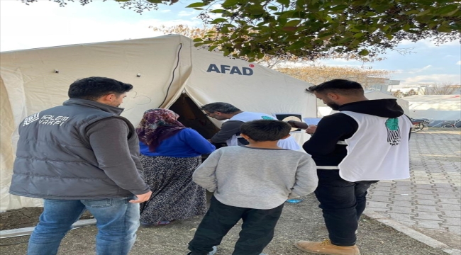 STK'ler depremzedelere yönelik yardım çalışmalarına devam ediyor