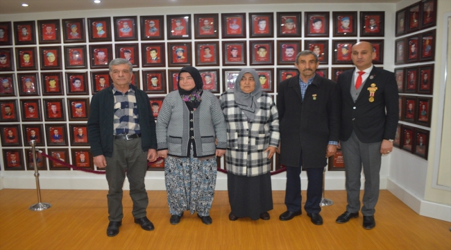 Tunceli'deki terör saldırısında şehit olan askerlerin annelerini "deprem" buluşturdu