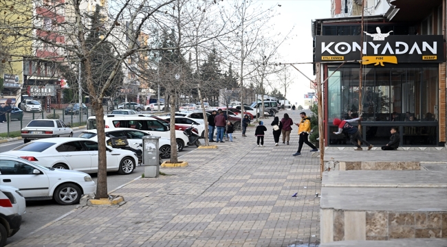 Adıyaman esnafı depremin ardından yeniden tezgah başında