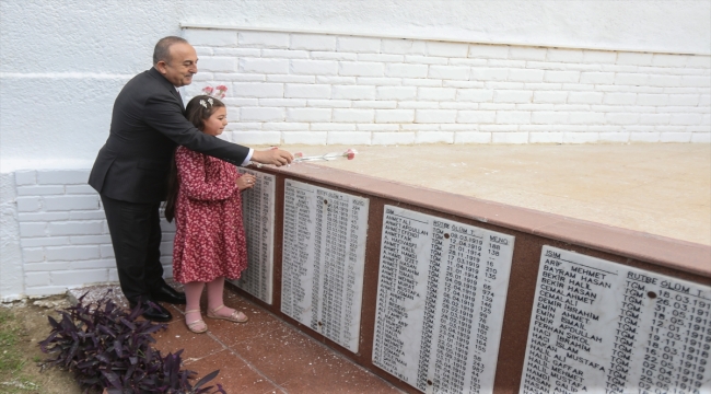 Bakan Çavuşoğlu, Kahire'de 18 Mart Şehitlerini Anma Günü ve Çanakkale Deniz Zaferi törenine katıldı