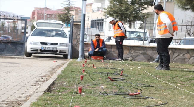 Bingöl'de depreme karşı zemin yapısı inceleniyor