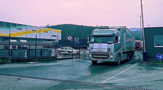 Bosna Hersek'ten Türkiye ve Suriye'deki deprem bölgeleri için 40 yardım tırı yola çıktı