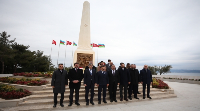 Çanakkale Savaşları'nda şehit olan Azerbaycanlı askerler anısına yapılan anıt açıldı