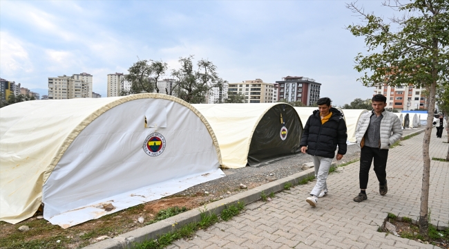 Fenerbahçe'nin depremzedeler için yardım seferberliği sürüyor