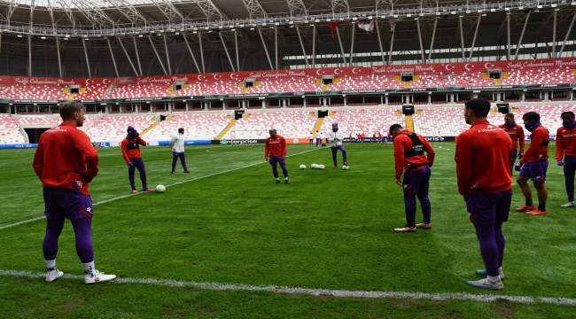 Fiorentina, Sivasspor maçının hazırlıklarını tamamladı