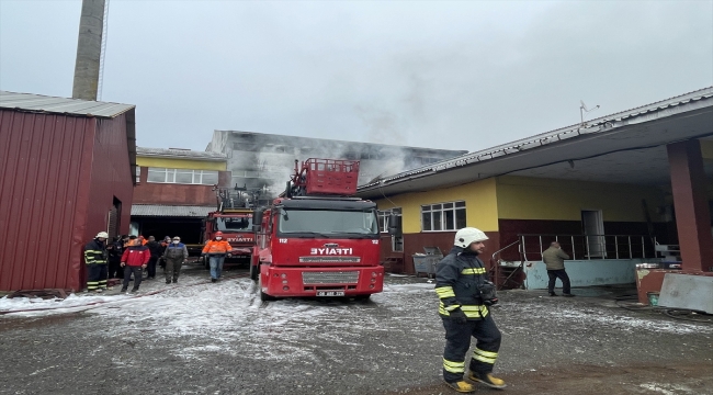 Artvin'de çay fabrikasında çıkan yangın kontrol altına alındı