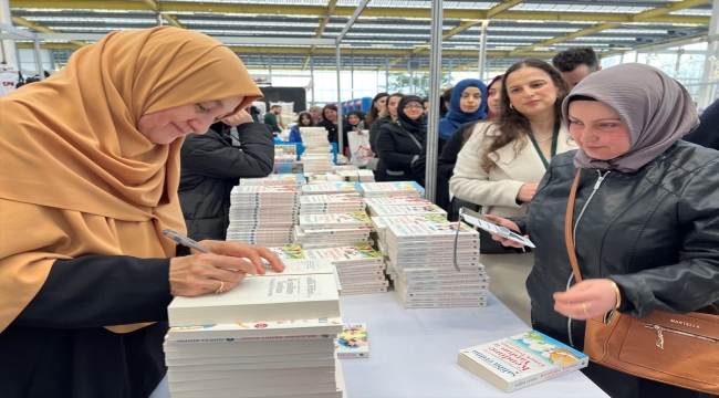 Hollanda'da "Türkiye Depremi Yardımlaşma Etkinliği" düzenlendi