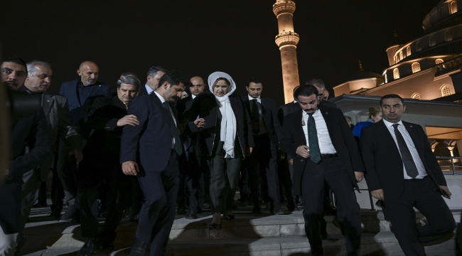 İYİ Parti Genel Başkanı Akşener, depremlerde hayatını kaybedenler için mevlit okuttu