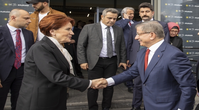 İYİ Parti Genel Başkanı Akşener, Gelecek Partisi Genel Başkanı Davutoğlu ile görüştü 