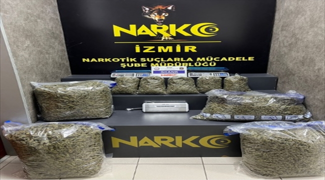 İzmir'de 44 kilo 600 gram esrar ele geçirildi