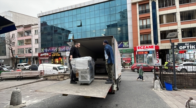 Kağıthane Devlet Hastanesi'nde tahliye çalışmaları devam ediyor