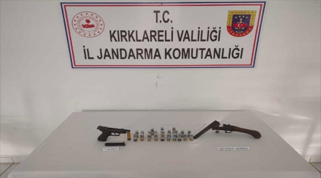  Kırklareli'nde bağ evinde etil alkol ve kaçak içki ele geçirildi