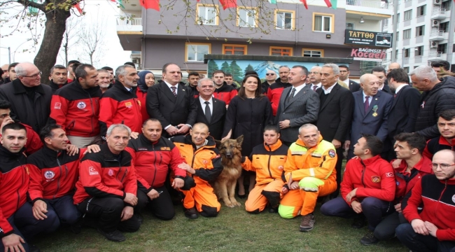 Macaristan Cumhurbaşkanı Novak, Kocaeli'de kahraman köpek "Mancs"in heykelinin açılışında konuştu