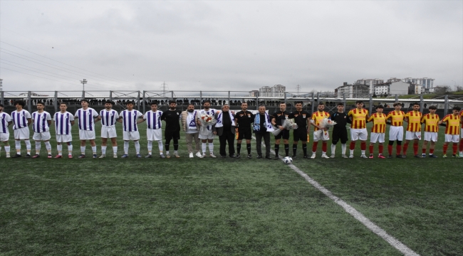 Orduspor, çoğunluğu depremzede futbolculardan oluşan kadrosuyla yeniden yeşil sahalara döndü