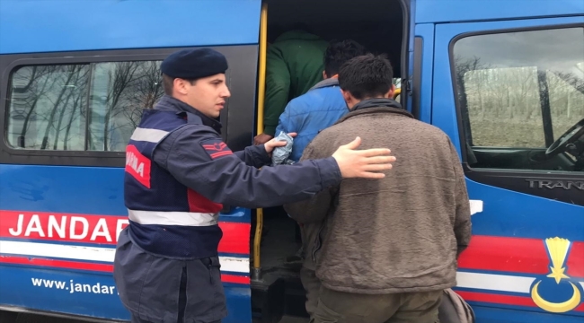 Sakarya'da 7 düzensiz göçmen yakalandı