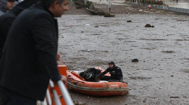 Şanlıurfa'da sağanak derelerin taşmasına neden oldu