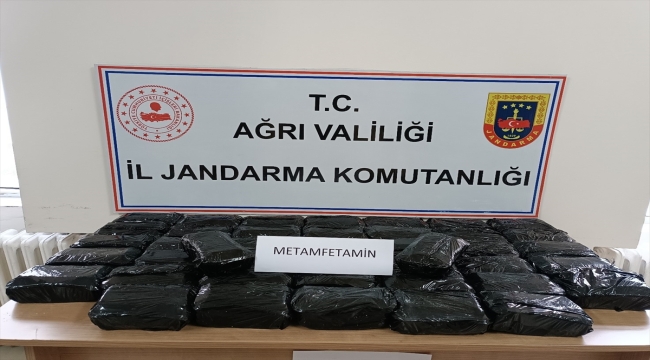 Ağrı'da 43 kilo 900 gram uyuşturucu ele geçirildi