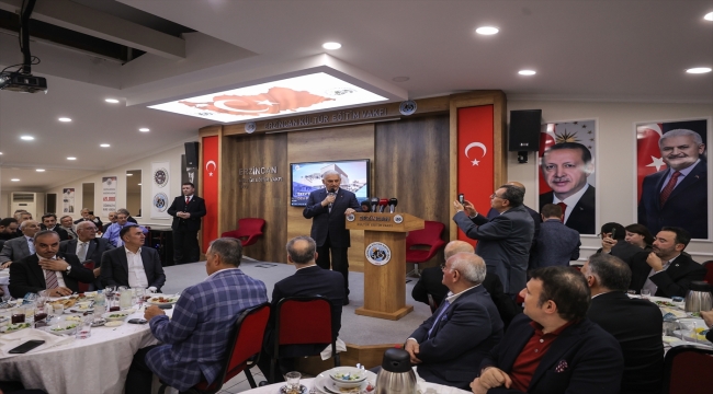 AK Parti Genel Başkanvekili Yıldırım, Erzincanlıların iftarında konuştu