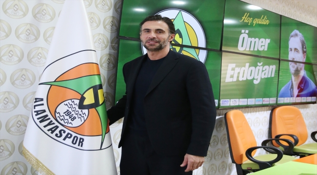 Alanyaspor'da teknik direktörlük görevine Ömer Erdoğan getirildi