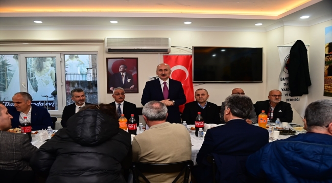 Bakan Karaismailoğlu, Bayburtlular Derneği iftarında konuştu