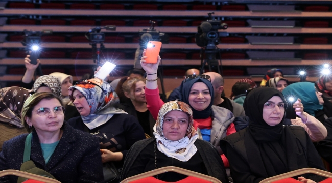 Bakan Kurum, Kağıthane'de kentsel dönüşüm toplantısında konuştu