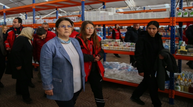 Bakan Yanık'tan "refakatsiz çocuklara" ilişkin açıklama