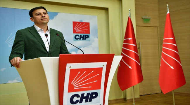 CHP Gençlik Kolları Genel Başkanı Killik'ten "Demokrasi Bileti" kampanyası açıklaması