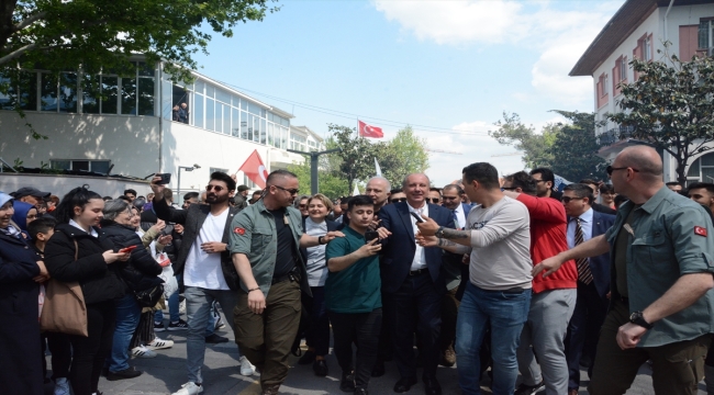 Cumhurbaşkanı adayı Muharrem İnce, Balıkesir'de konuştu