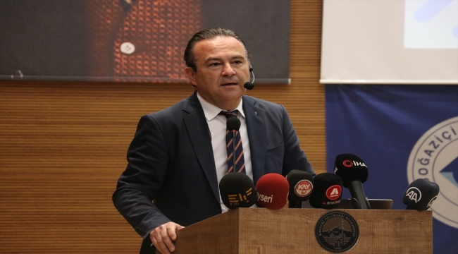 Deprem Araştırma Enstitüsü Müdürü Prof. Dr. Özener Kayseri'de seminere katıldı