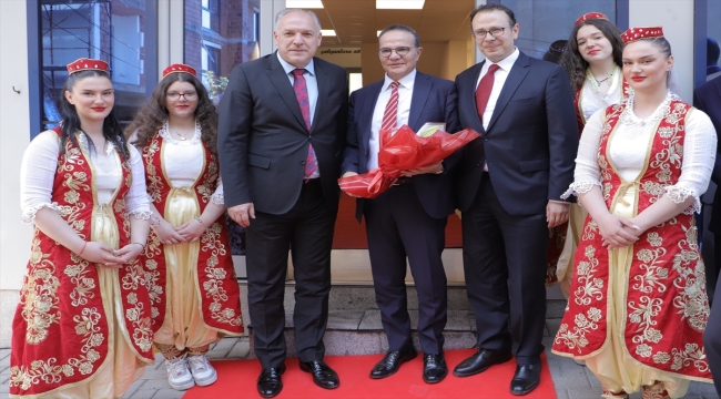 Dışişleri Bakan Yardımcısı Bozay, Prizren ve Mamuşa'yı ziyaret etti