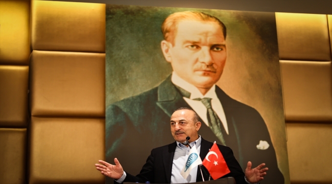 Dışişleri Bakanı Çavuşoğlu, Antalya'da yerleşik yabancıların STK konferansına katıldı